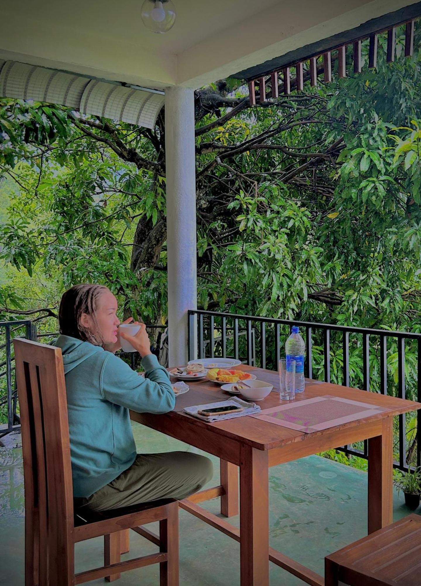 Nature Green Hotels On Rock Home เอลลา ภายนอก รูปภาพ