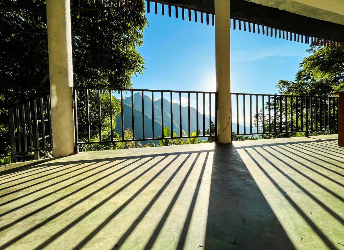 Nature Green Hotels On Rock Home เอลลา ภายนอก รูปภาพ