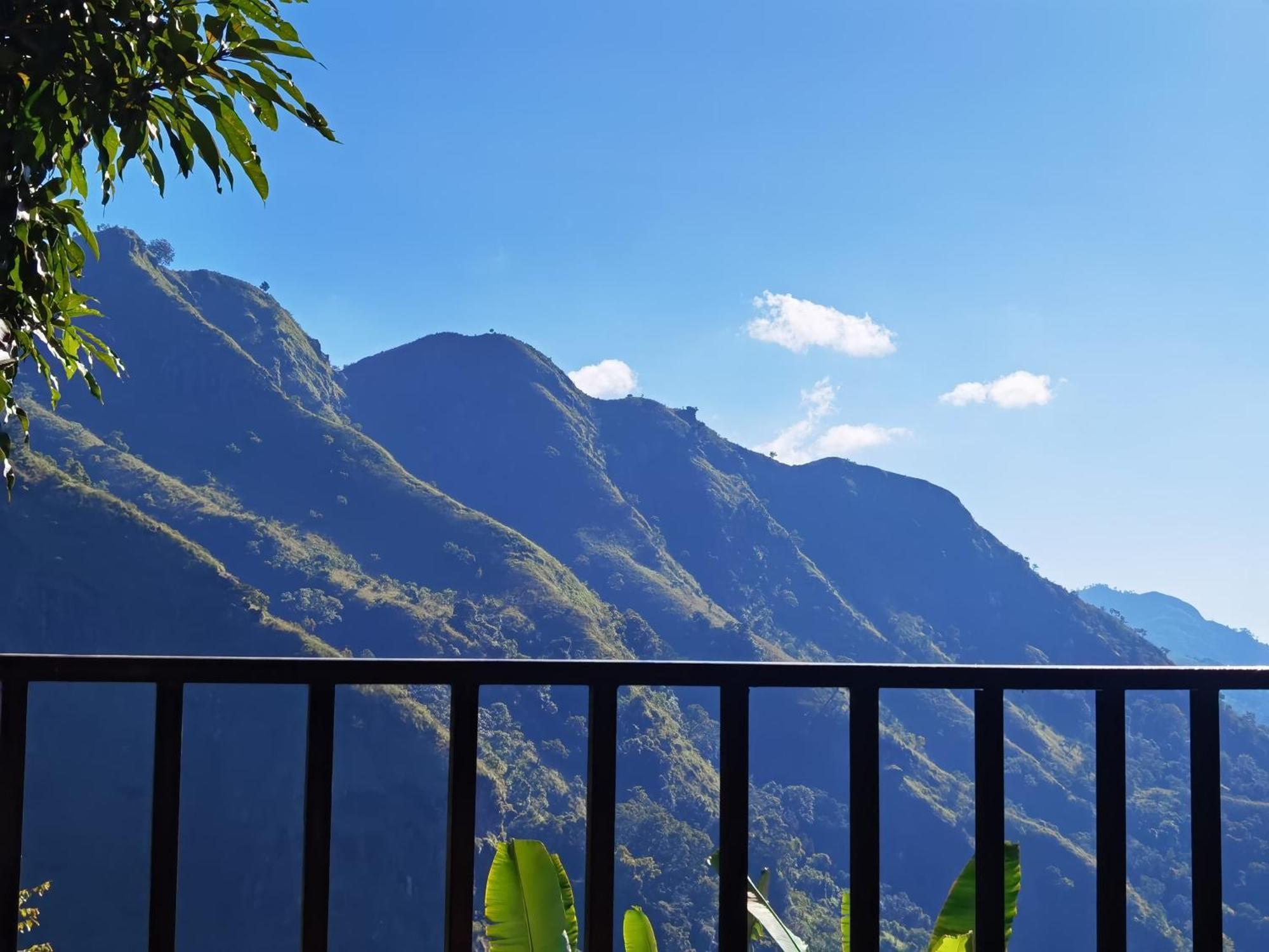 Nature Green Hotels On Rock Home เอลลา ภายนอก รูปภาพ