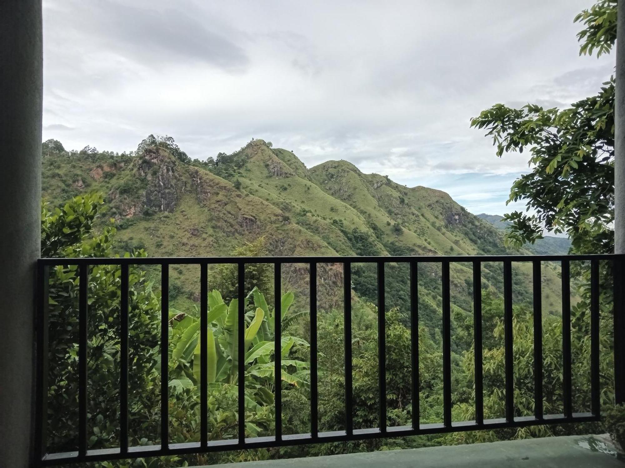 Nature Green Hotels On Rock Home เอลลา ภายนอก รูปภาพ