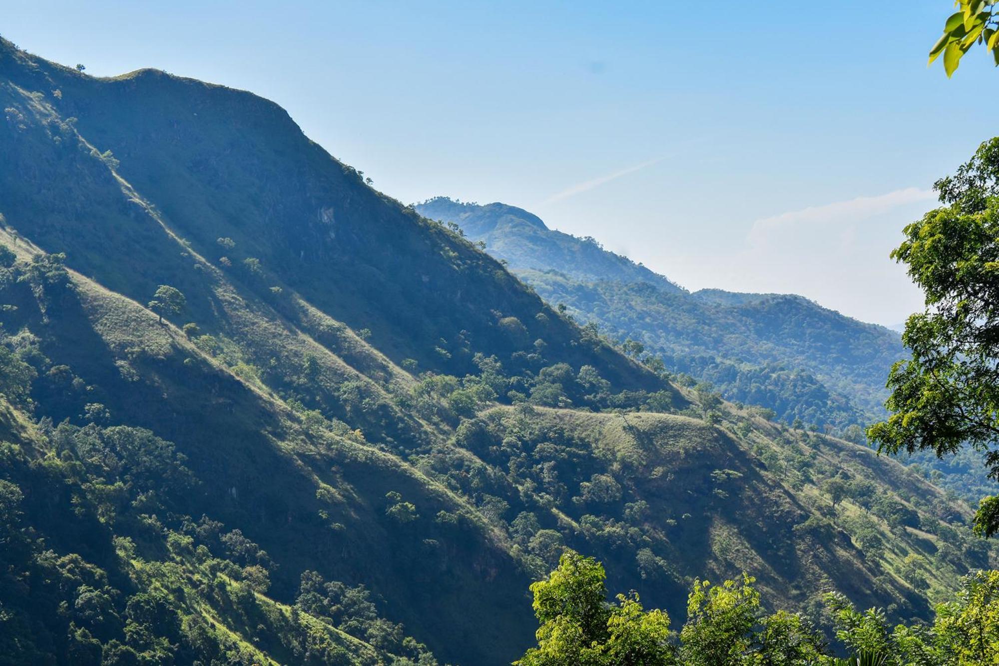 Nature Green Hotels On Rock Home เอลลา ภายนอก รูปภาพ